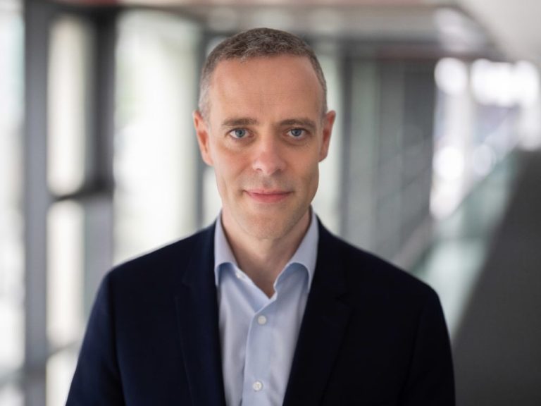 Dr. Markus Richter